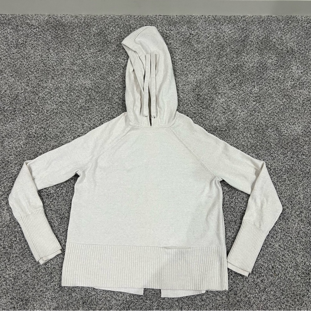 Athleta Merino Wool Blend Oatmeal Color Hooded Sweater Women’s Size XS
